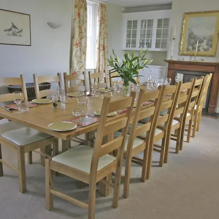 Kirkandrews House אכסניה קרליסל